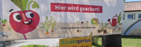 Ackerkita Banner